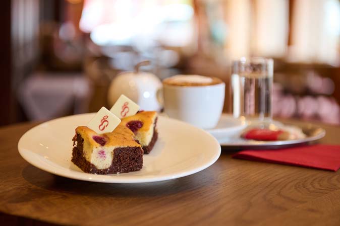 Nachmittagsjause im Das Hotel Eden Seefeld in Tirol 