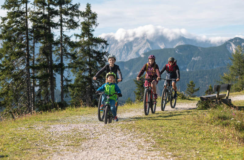 biking in the tyrolean mountains