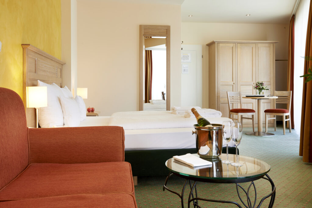 double-room-standard-with-sparkling-wine-the-hotel-eden